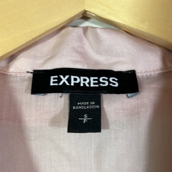 Express Light Pink Two Pocket Balloon Sleeve Button Down Shirt - Picture 7 of 10